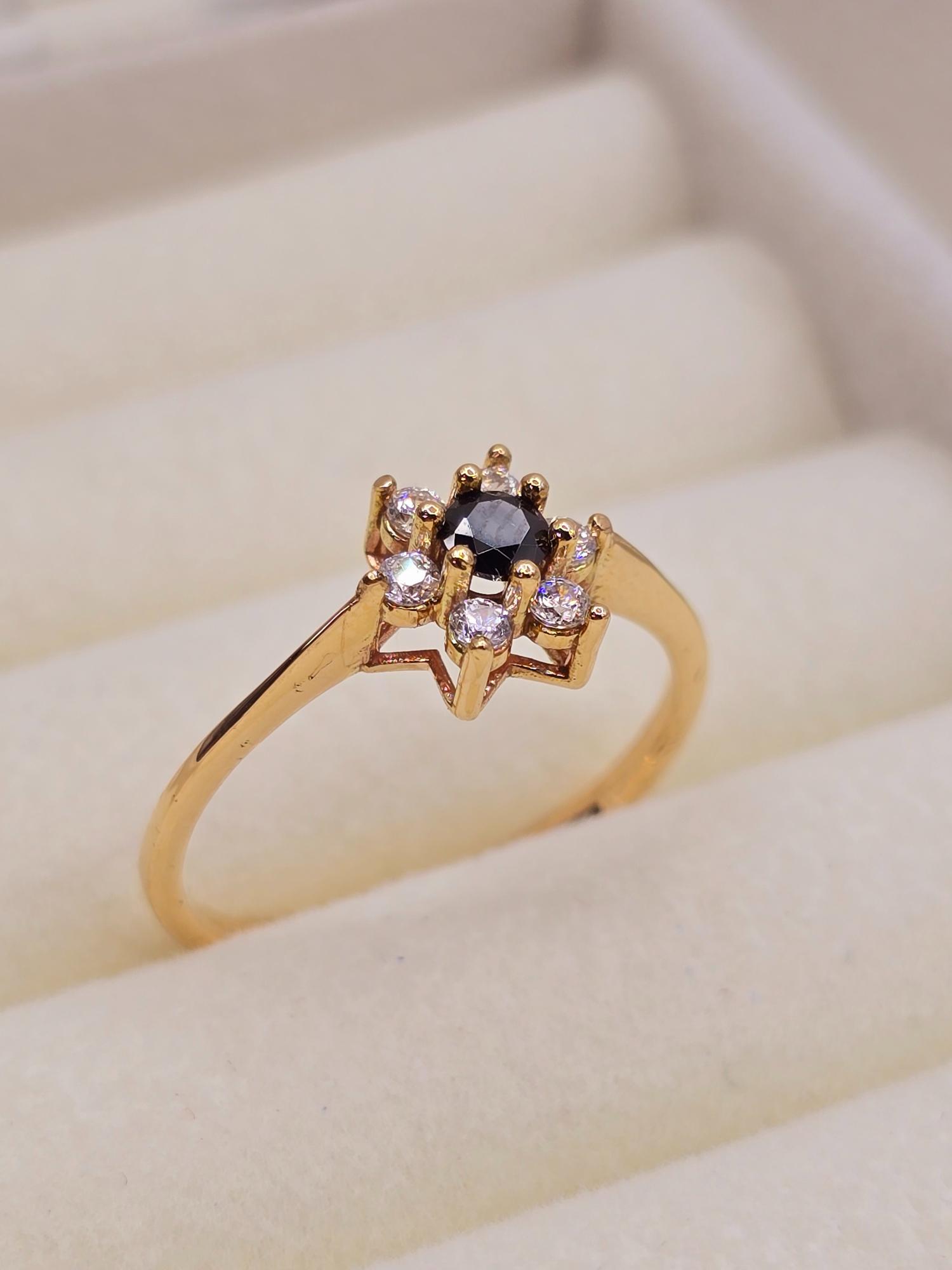 Anillo roseta onix 2.5 grs Oro 18k 4