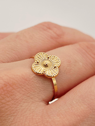 Anillo flor satín 1.5 grs Oro 18k