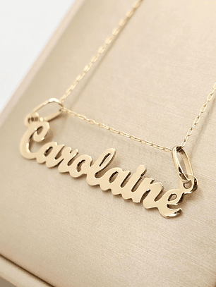 Cadena limada 50 cm y colgante nombre 3 grs Oro 18k