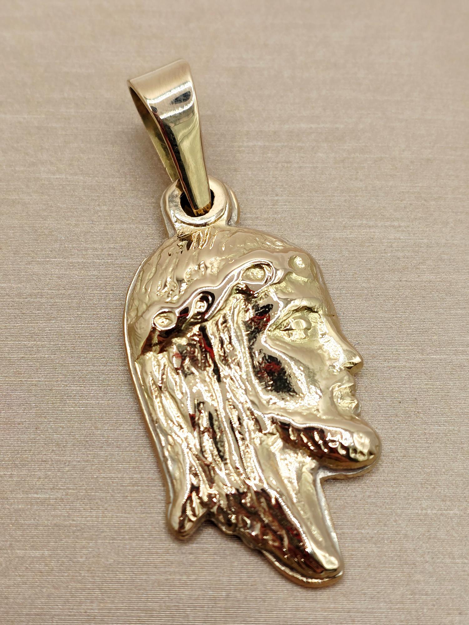 Colgante cara de cristo 4.6 cm 15 grs Oro 18k 2