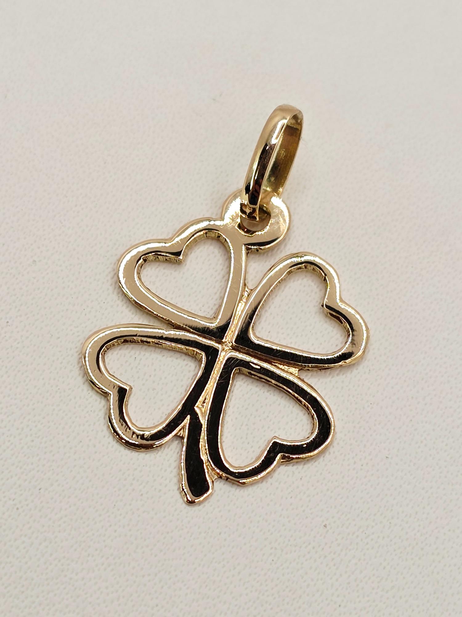 Colgante trébol 1.8 cm 1.1 grs Oro 18k 3