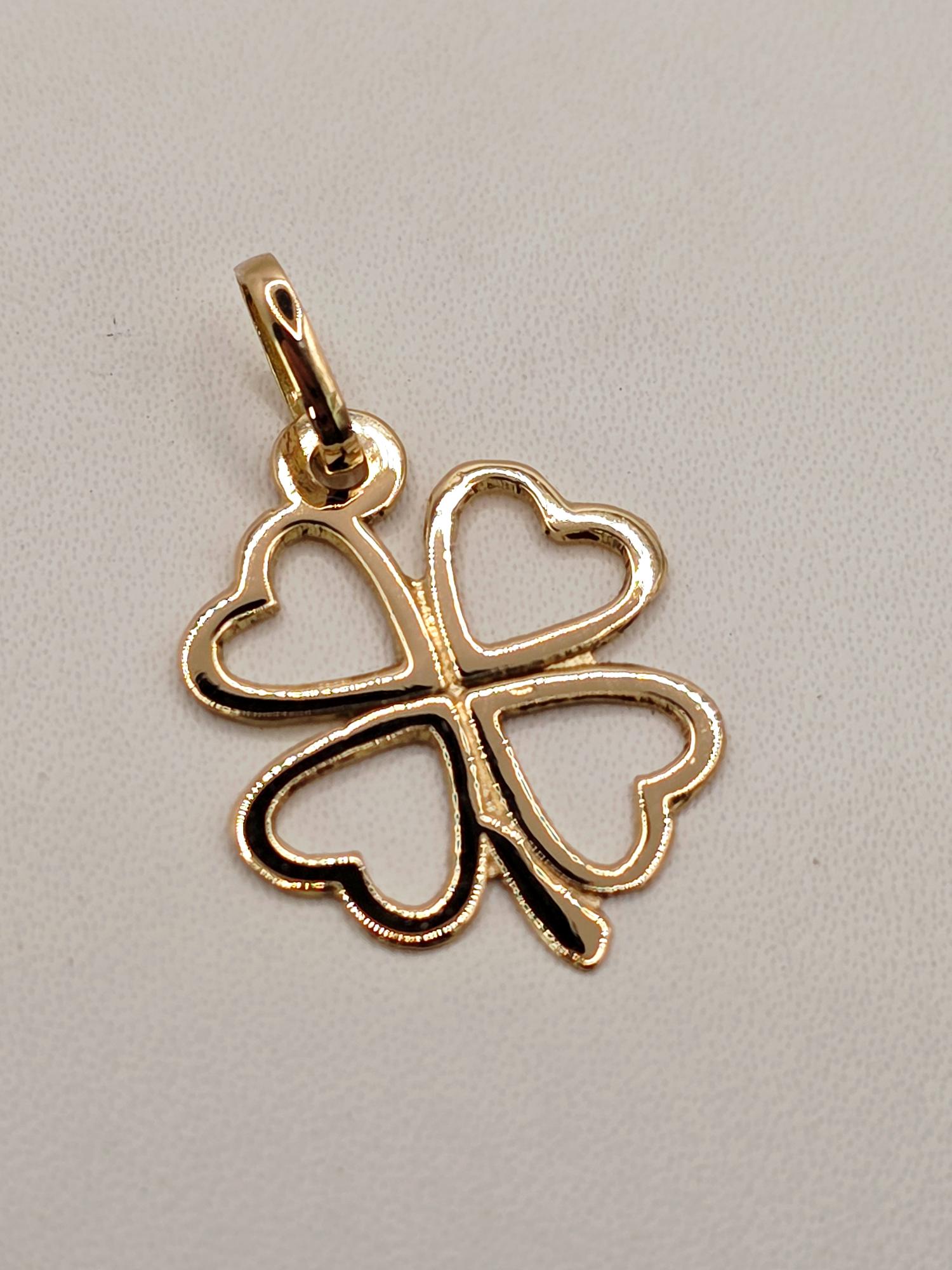 Colgante trébol 1.8 cm 1.1 grs Oro 18k 5