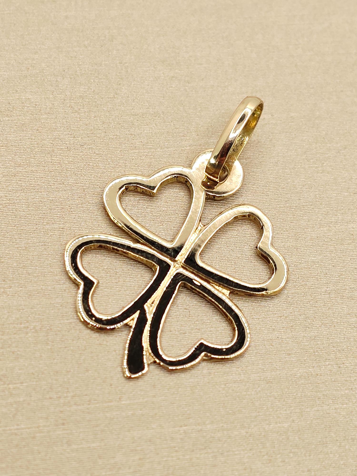 Colgante trébol 1.8 cm 1.1 grs Oro 18k 7