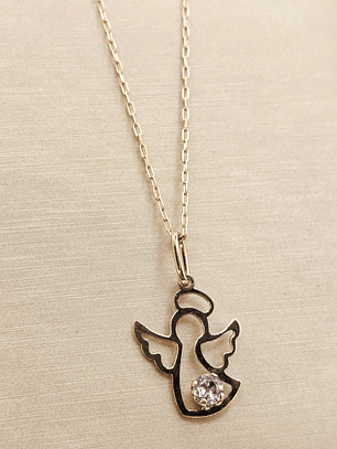 Cadena limada 50 cm y colgante angel 2.1 cm 1.9 grs Oro 18k