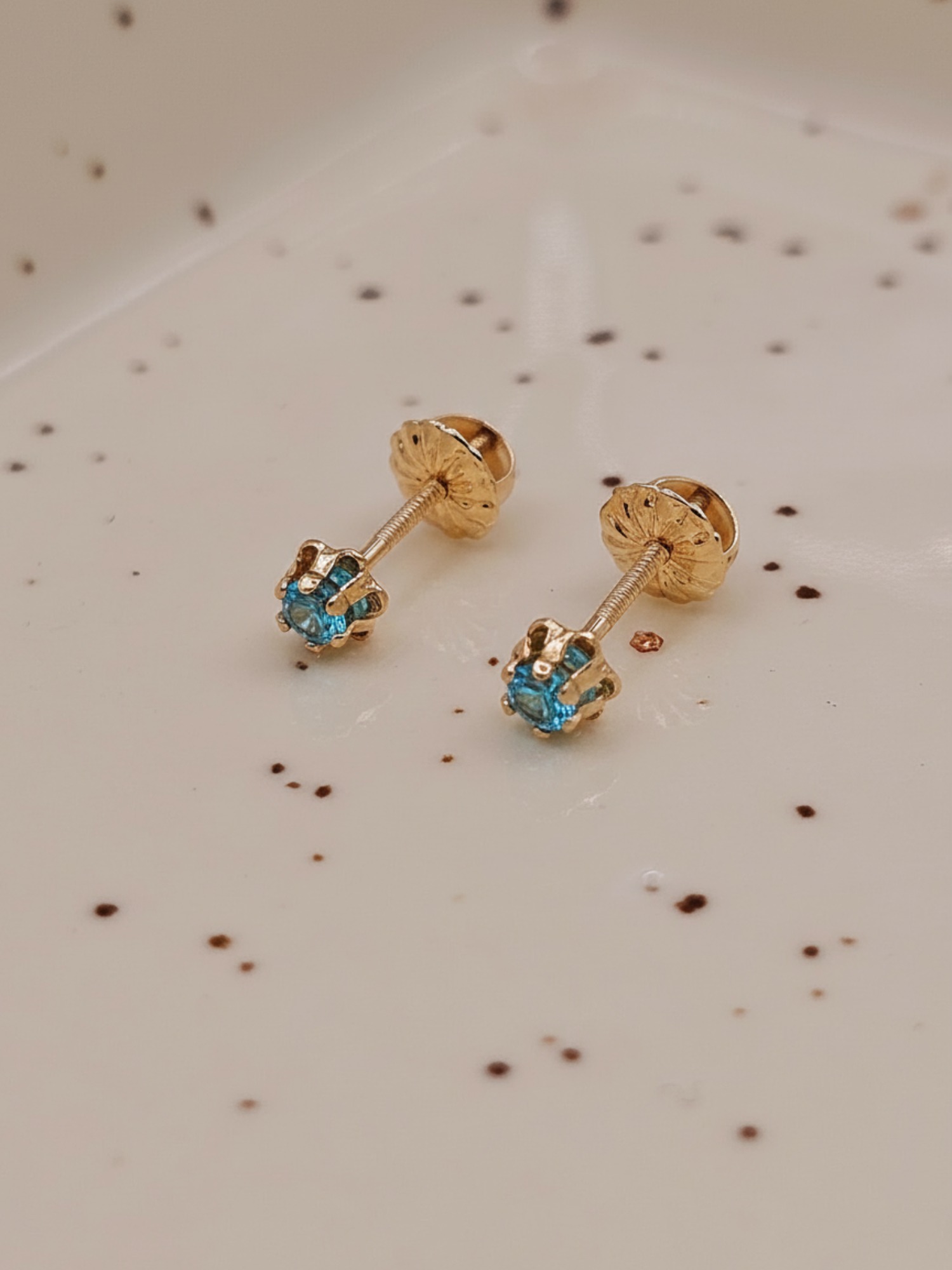 Aros chaton italiano aguamarina 4 mm 0.7 grs Oro 18k 3