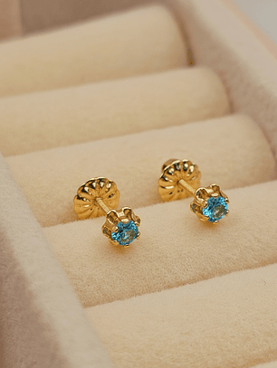 Aros chaton italiano aguamarina 4 mm 0.7 grs Oro 18k