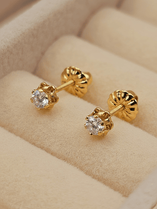 Aros chaton italiano circon 4 mm 0.7 grs Oro 18k