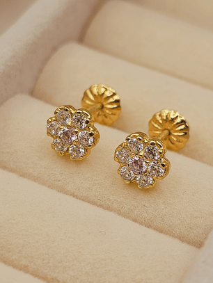 Aros roseta rosa de francia 6 mm 1.2 grs Oro 18k