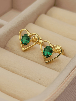 Aros corazón esmeralda 9 mm 1.9 grs Oro 18k