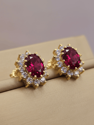 Aros Reina rubi y circones 1.5 cm 5.7 grs Oro 18k