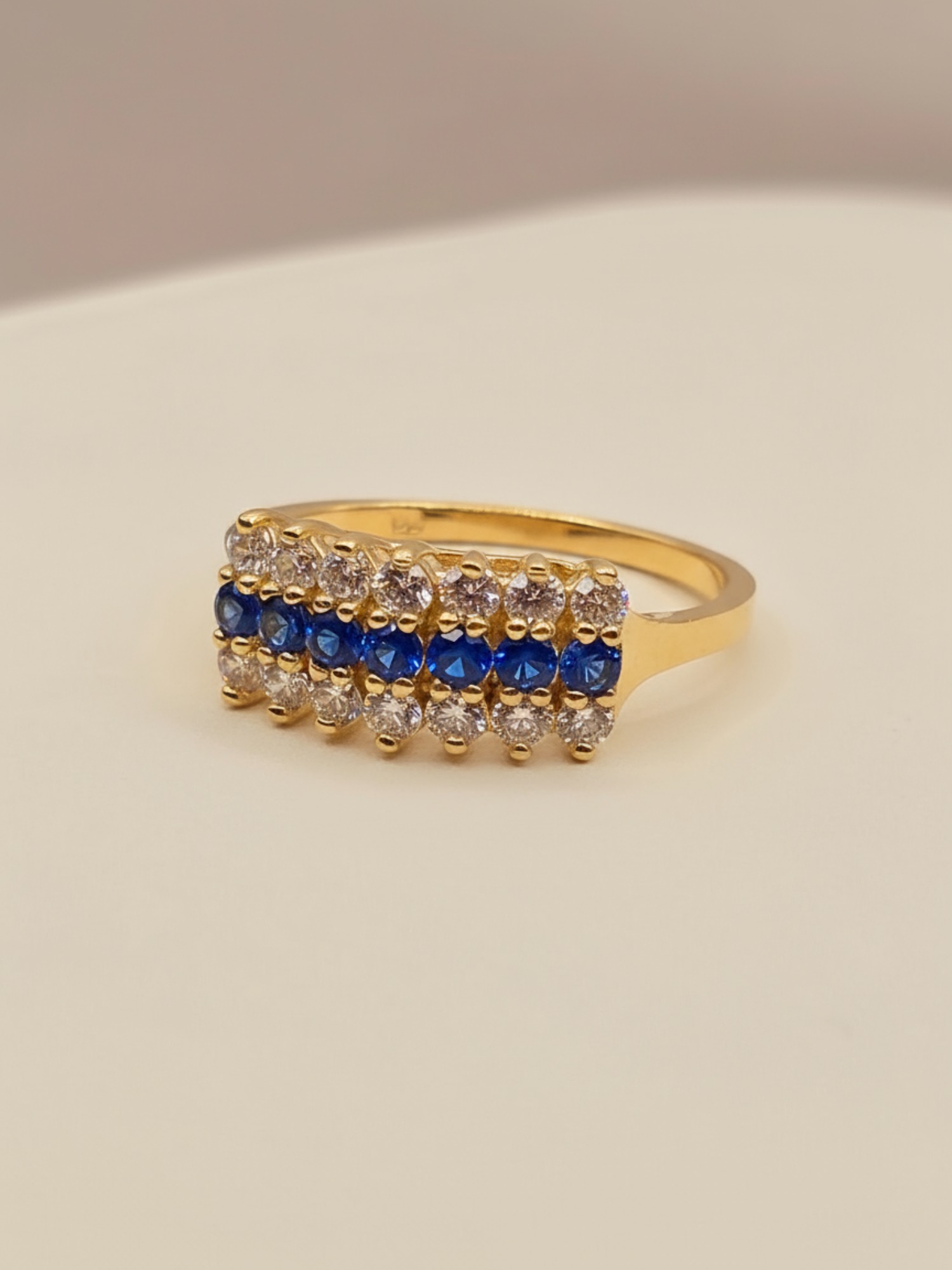 Anillo condesa zafiros y circones 4.5 grs Oro 18k 3