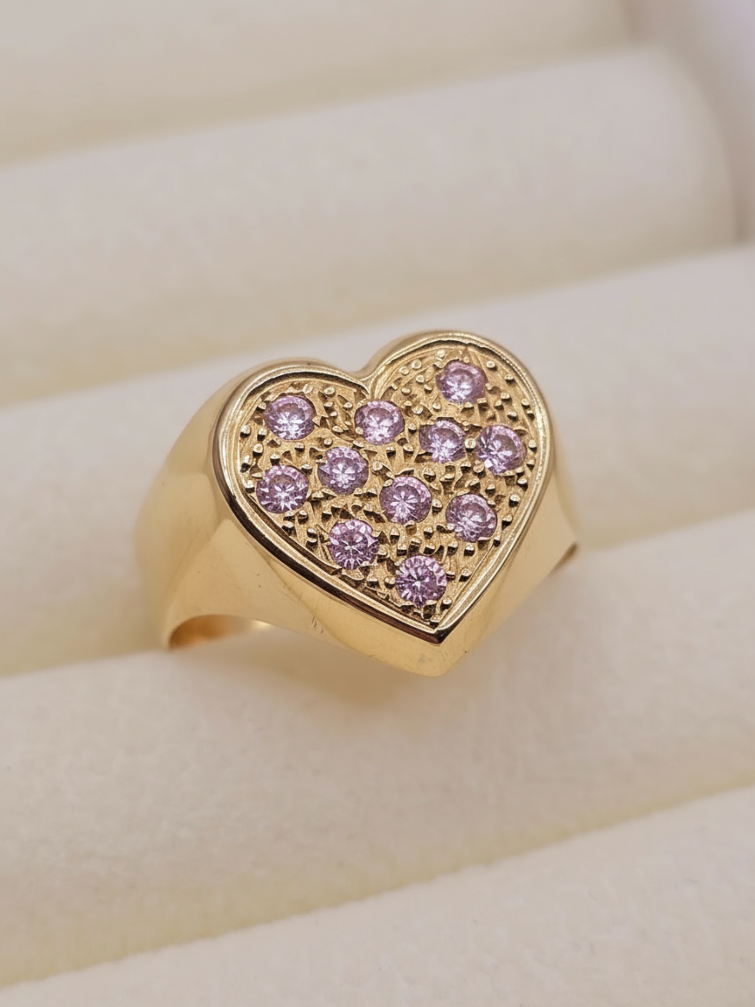 Anillo corazón rosa de francia 5.3 grs Oro 18k 2
