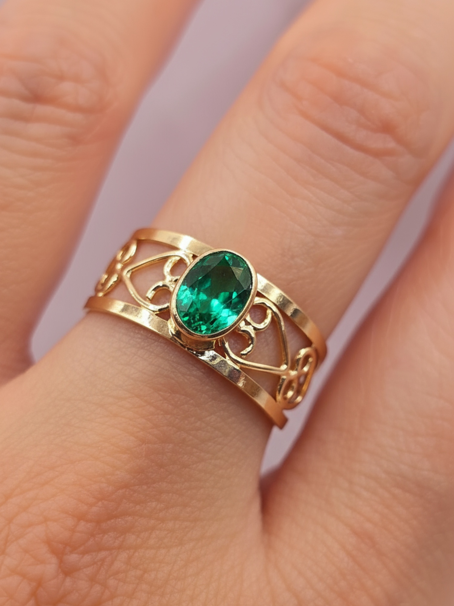 Anillo olimpo esmeralda 3 grs Oro 18k 2