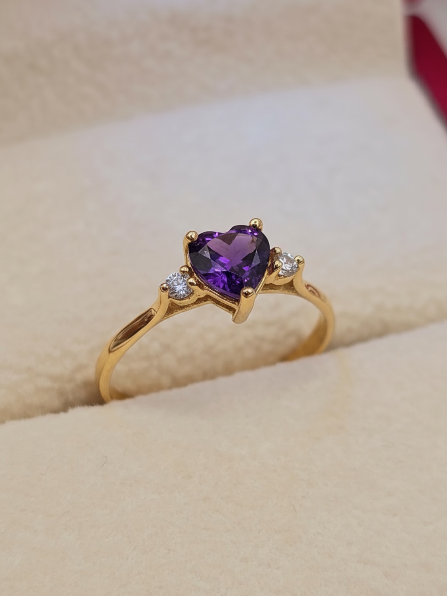 Anillo princesa corazón amatista y circones 1.7 grs Oro 18k 4