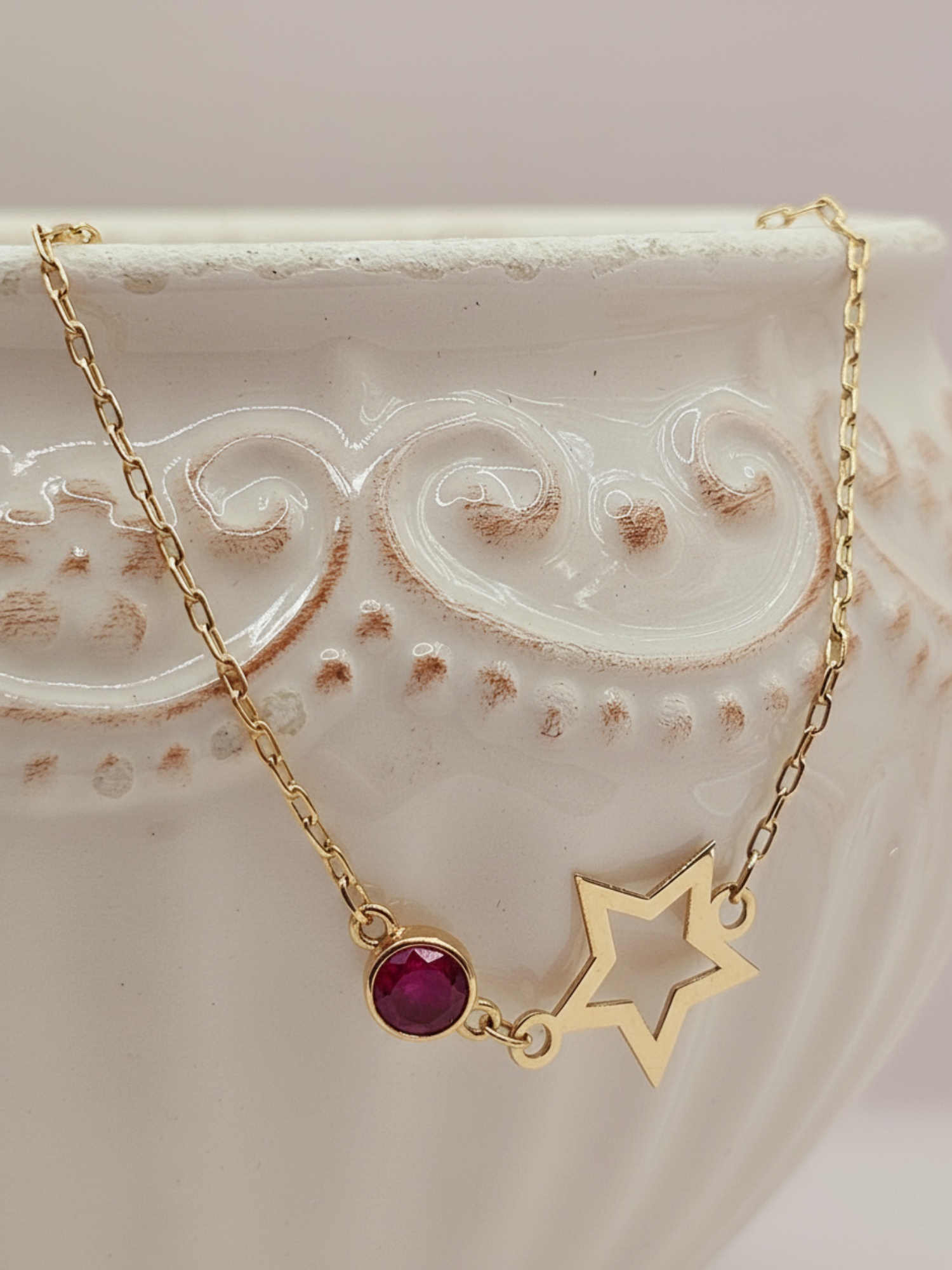Pulsera estrella punto de luz rubi 18 cm 1.6 grs Oro 18k 1
