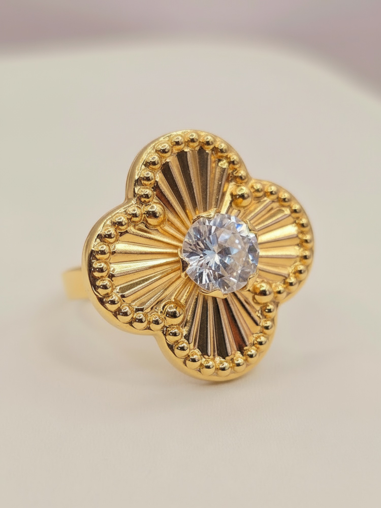 Anillo flor satín circon 4.1 grs Oro 18k 7