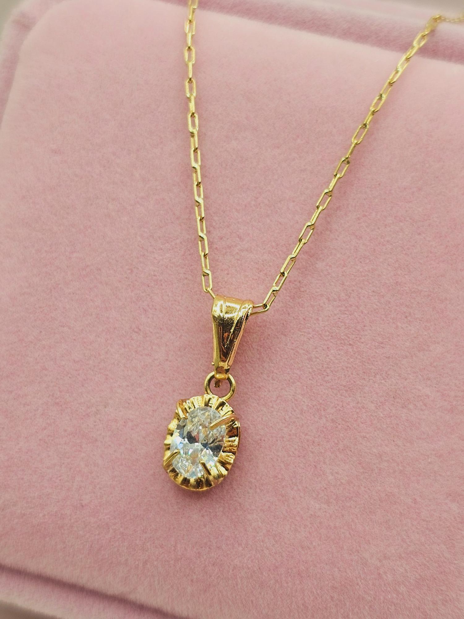 Cadena limada 65 cm y colgante chaton circón 2 cm Oro 18k 1