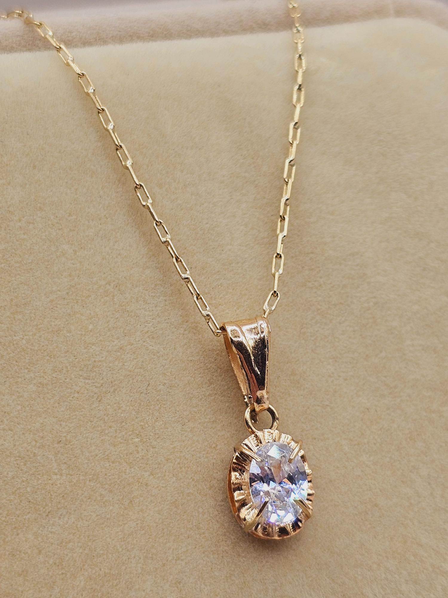 Cadena limada 65 cm y colgante chaton circón 2 cm Oro 18k 5