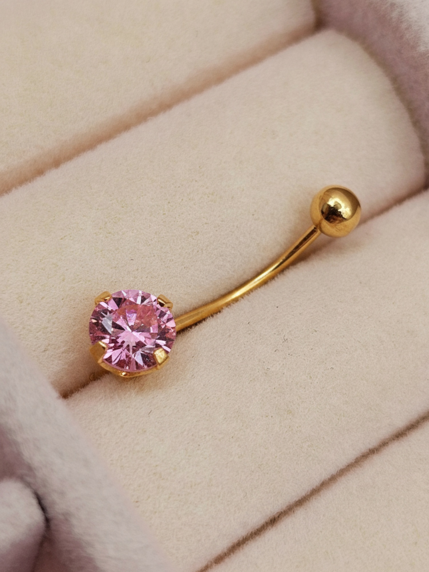 Piercing rosa de francia y bolita 2 cm 0.7 grs Oro 18k 1