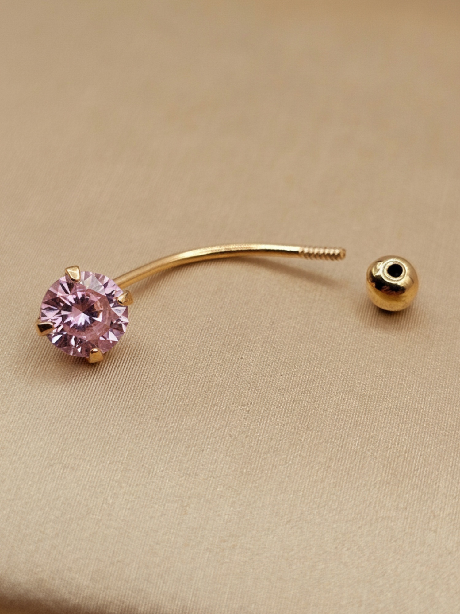 Piercing rosa de francia y bolita 2 cm 0.7 grs Oro 18k 3