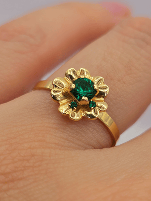 Anillo flor esmeralda 1.5 grs Oro 18k