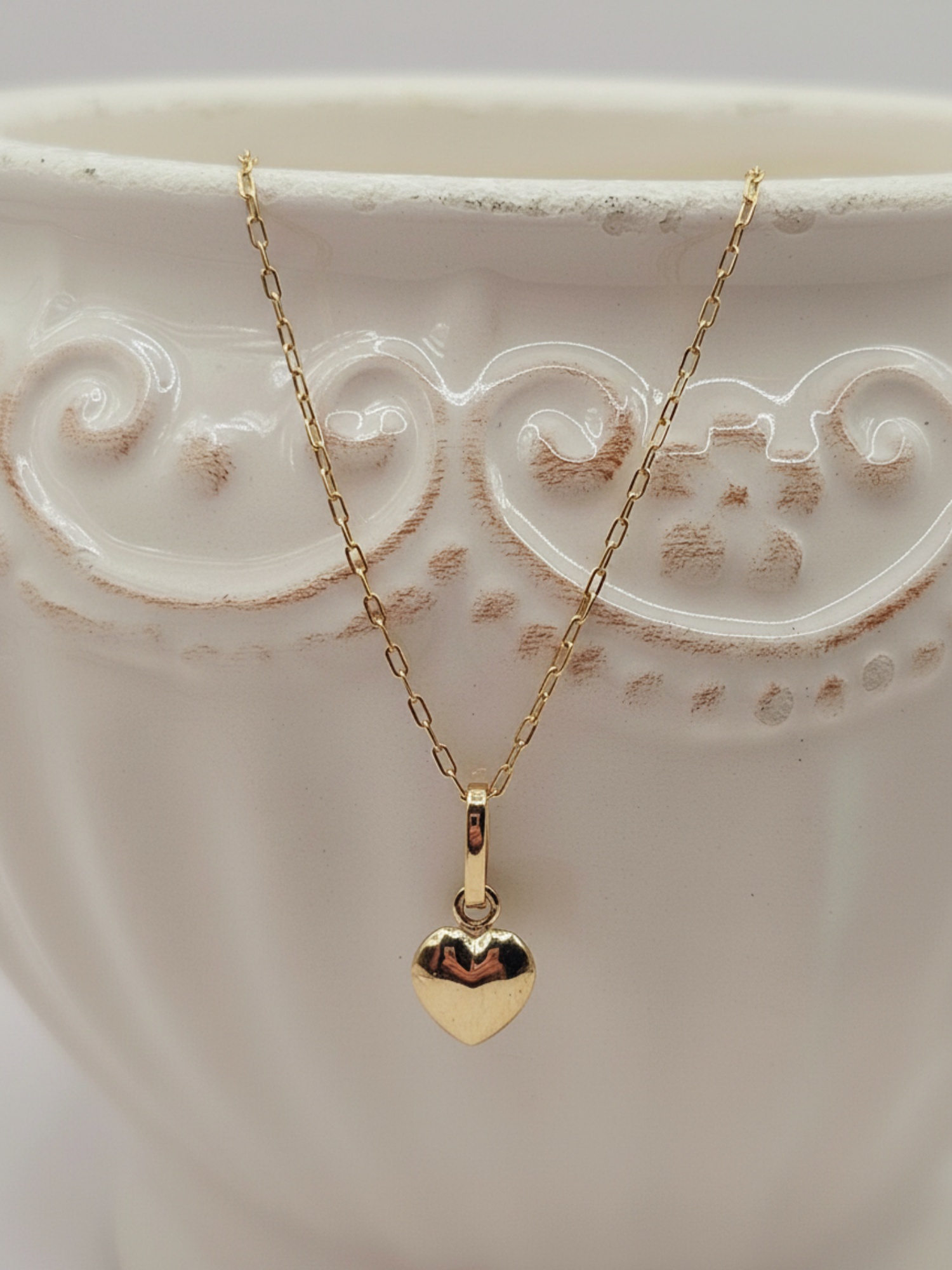 Cadena limada 45 cm y corazón 1.4 cm 1.5 grs Oro 18k  2