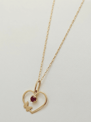Cadena limada 50 cm y colgante corazón 2.2 cm rubi 1.7 grs Oro 18k