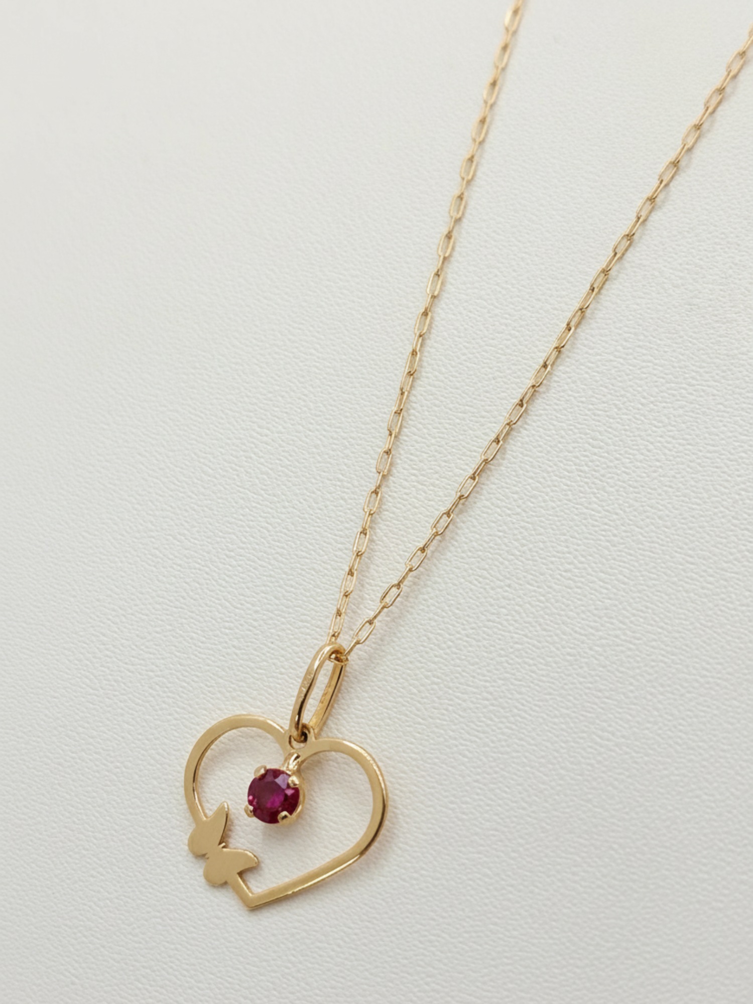 Cadena limada 50 cm y colgante corazón 2.2 cm rubi 1.7 grs Oro 18k 3