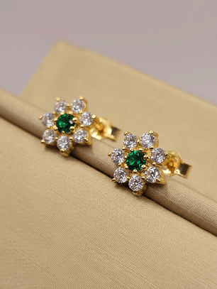 Aros roseta esmeralda y circones 9 mm 2.3 grs Oro 18k