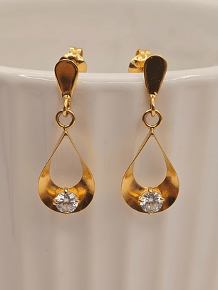 Aros gota circon 2.1 grs Oro 18k