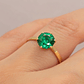 Anillo solitario seis grifas esmeralda 2 grs Oro 18k - Miniatura 2
