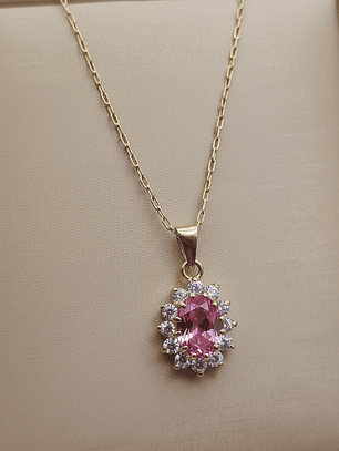 Cadena limada 50 cm y colgante lady rosa de Francia 2.2 cm 4.3 grs Oro 18k