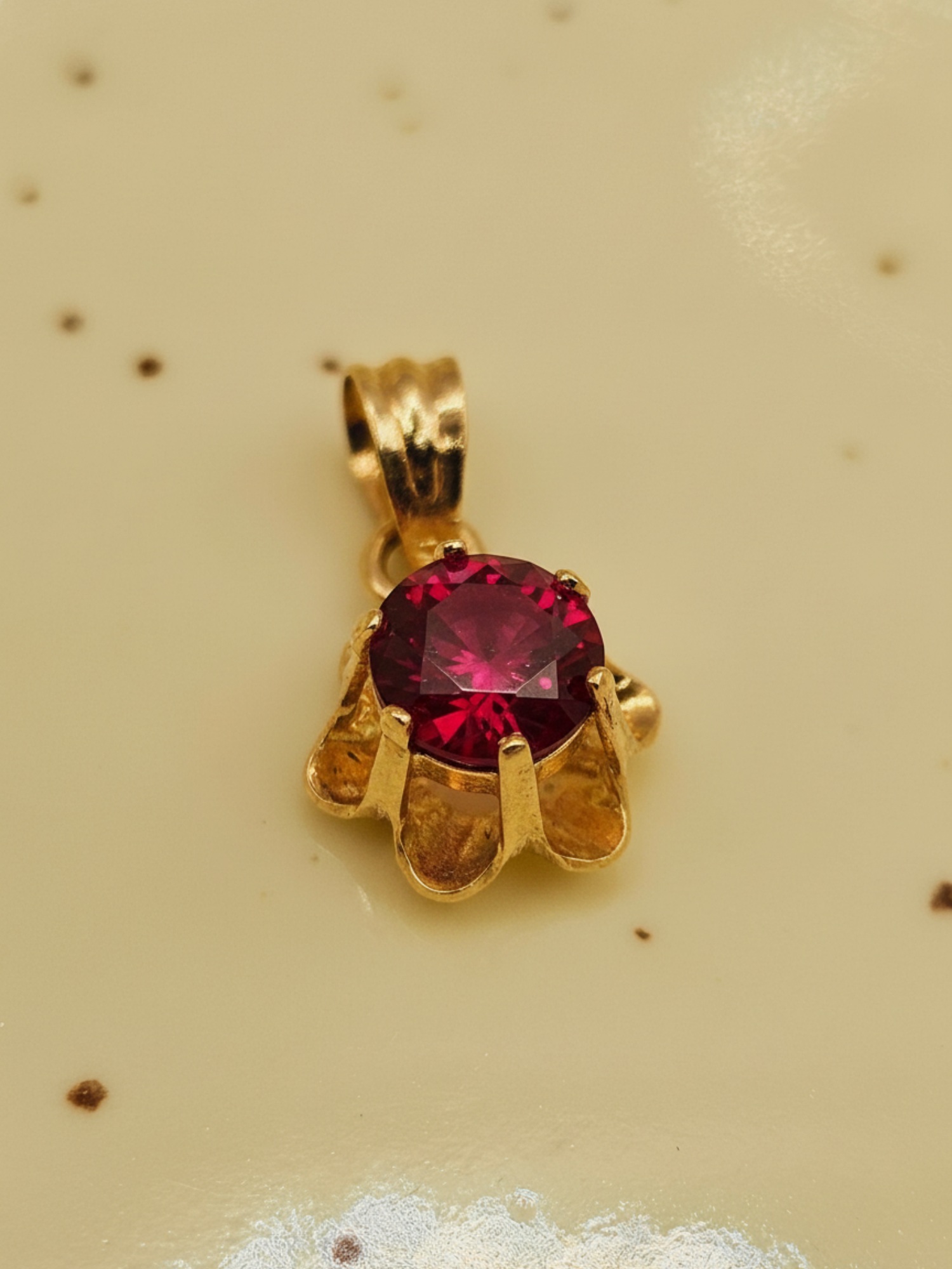 Colgante chaton italiano rubi 1.5 cm 0.7 grs Oro 18k 3