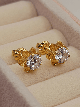 Aros chaton italiano circon 9 mm 2.1 grs Oro 18k