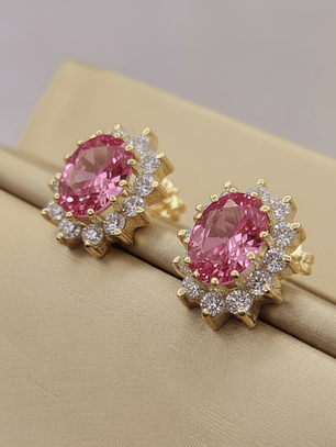 Aros Reina rosa de francia y circones 1.5 cm 5.7 grs Oro 18k