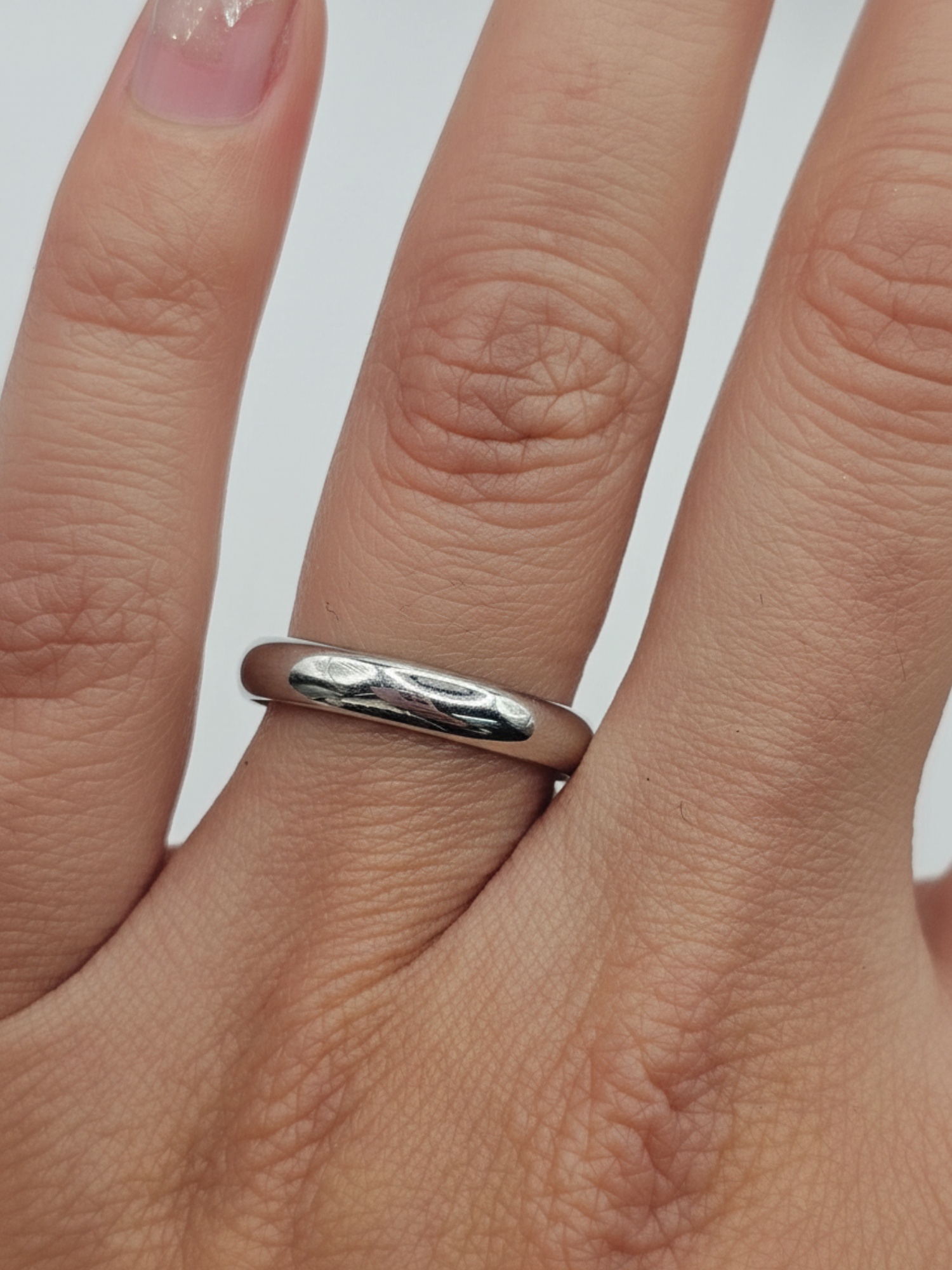 Argollas de matrimonio con circones 3 mm 6 grs Oro blanco 18k 5