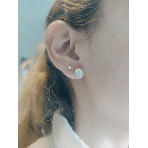 Aros Chatón redondo circon 2.3 grs Oro 18 k