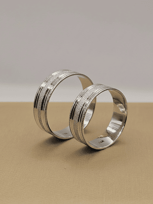 Argollas de matrimonio satinadas brillo 6 mm 8 grs Oro blanco 18k