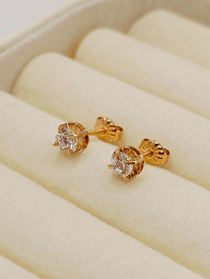 Aros chatón circón redondo 5 mm 1.2 grs Oro 18k