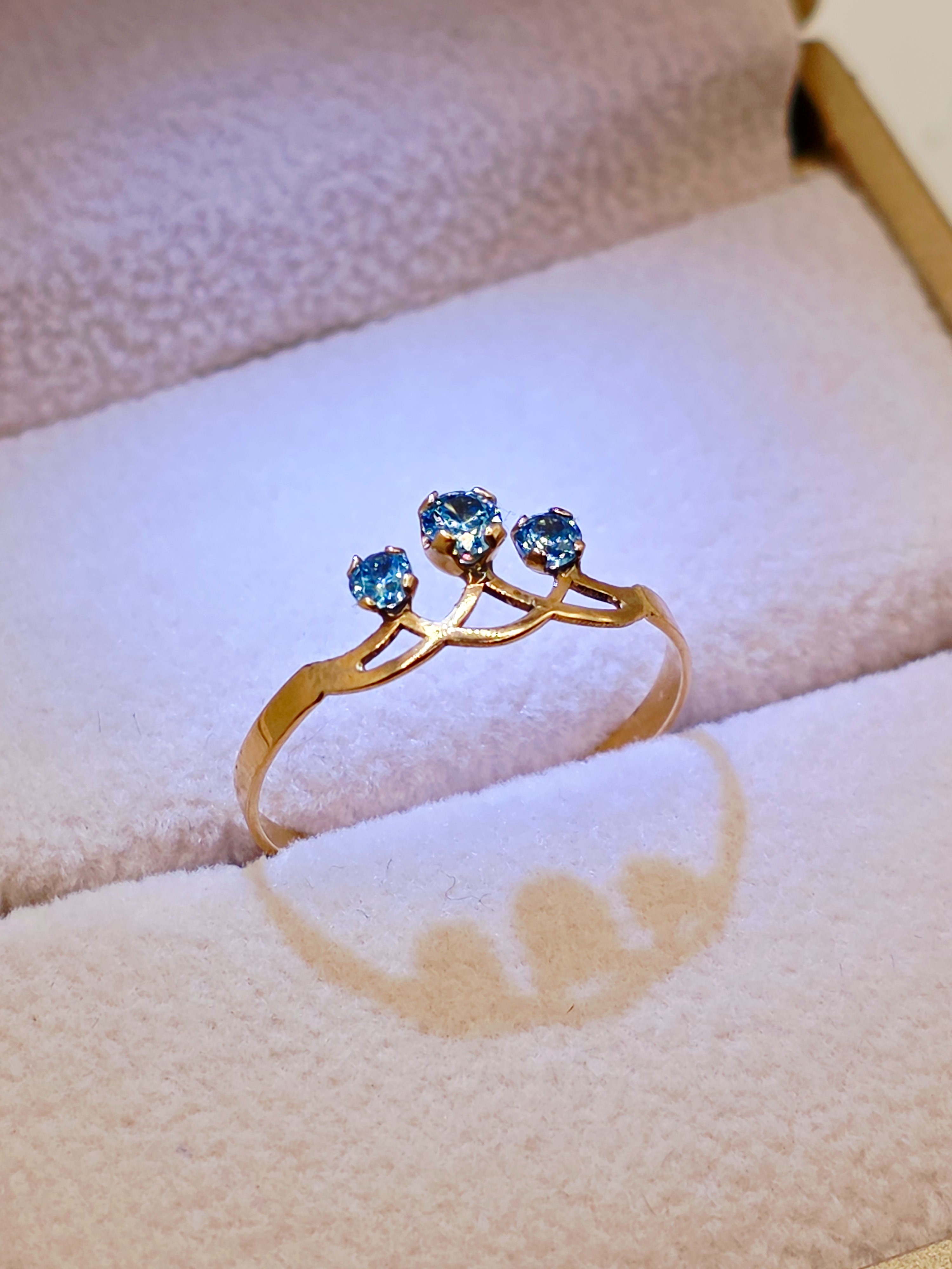 Anillo corona aguamarina 1 gr Oro 18k 6