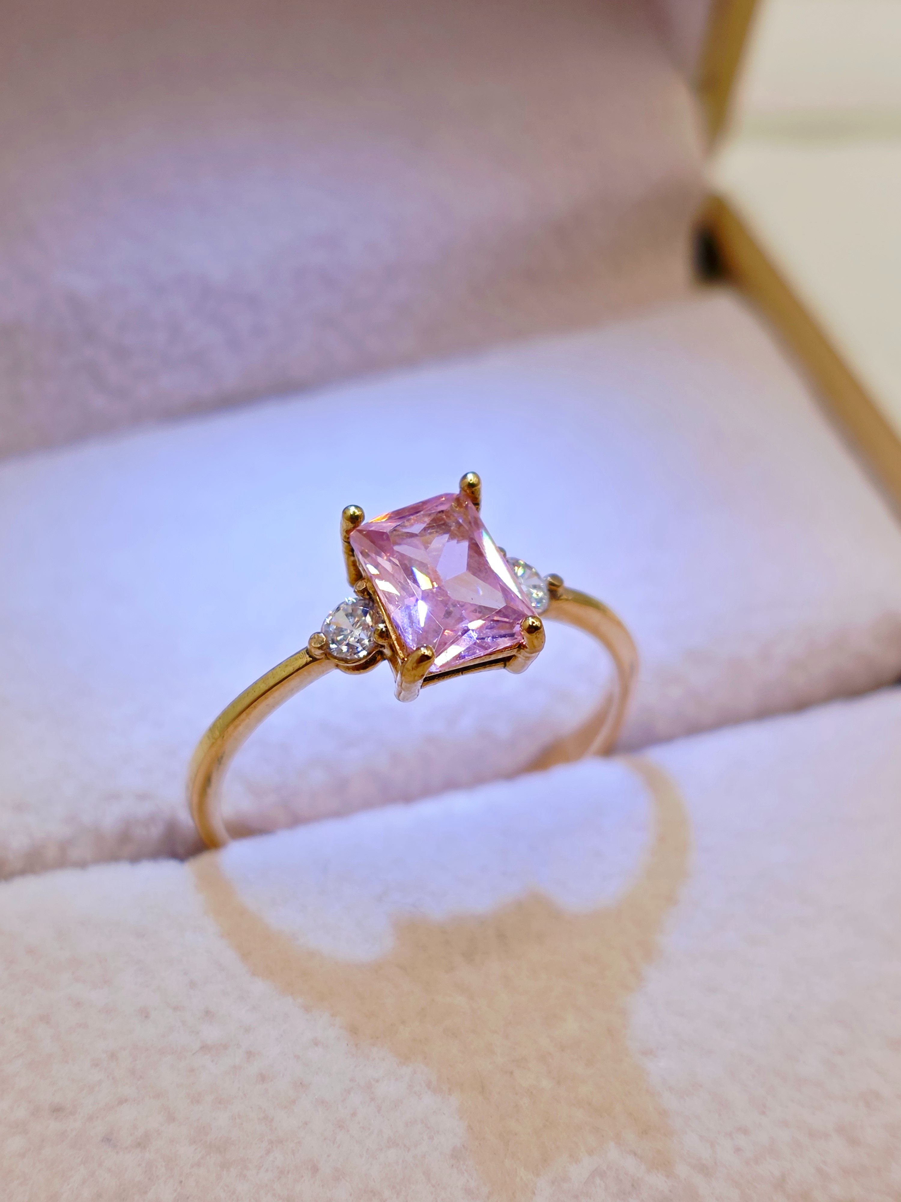 Anillo reina rosa de francia y circones 2.4 grs Oro 18k   4