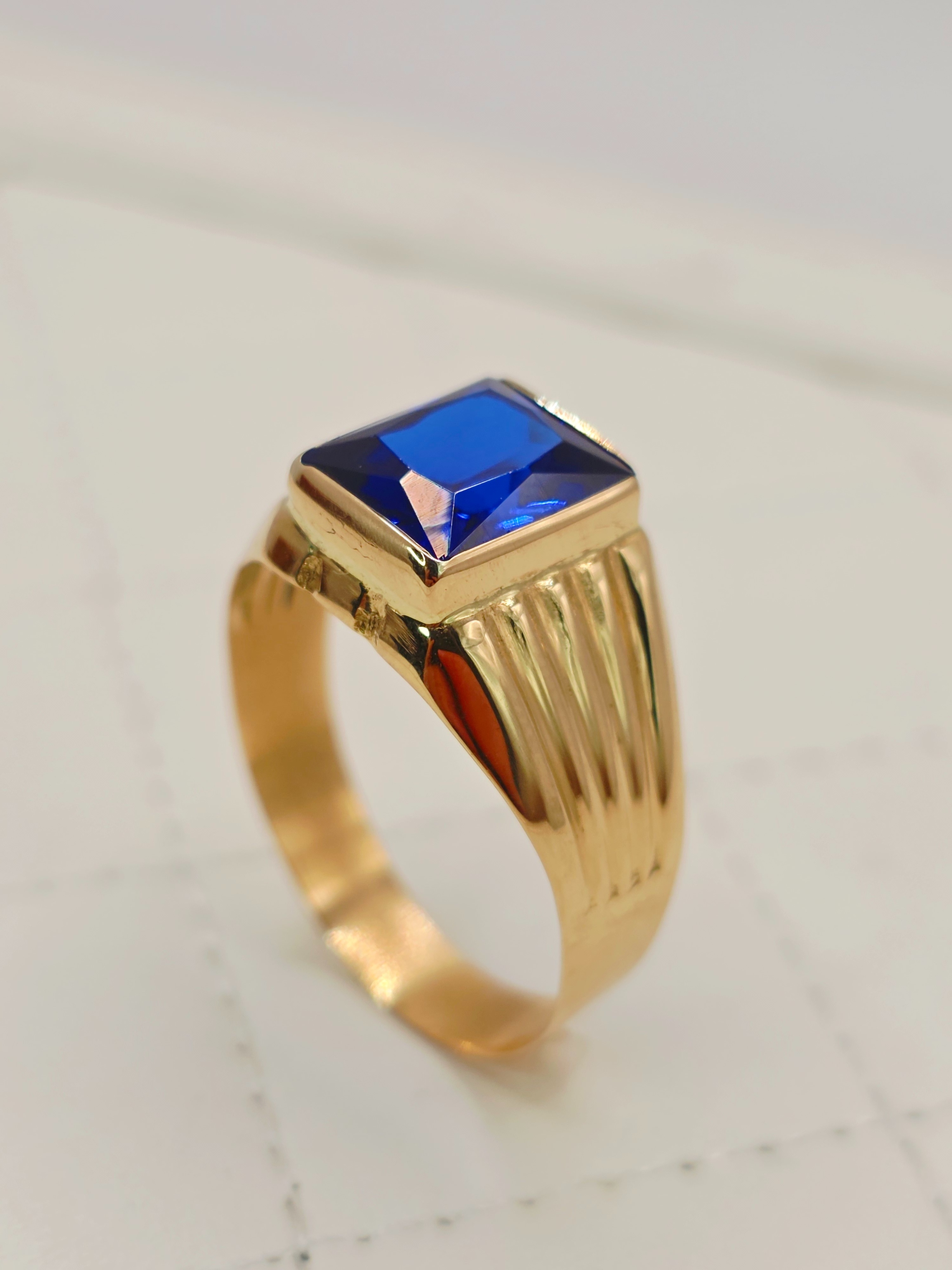 Anillo sello zafiro 4 grs Oro 18k 3