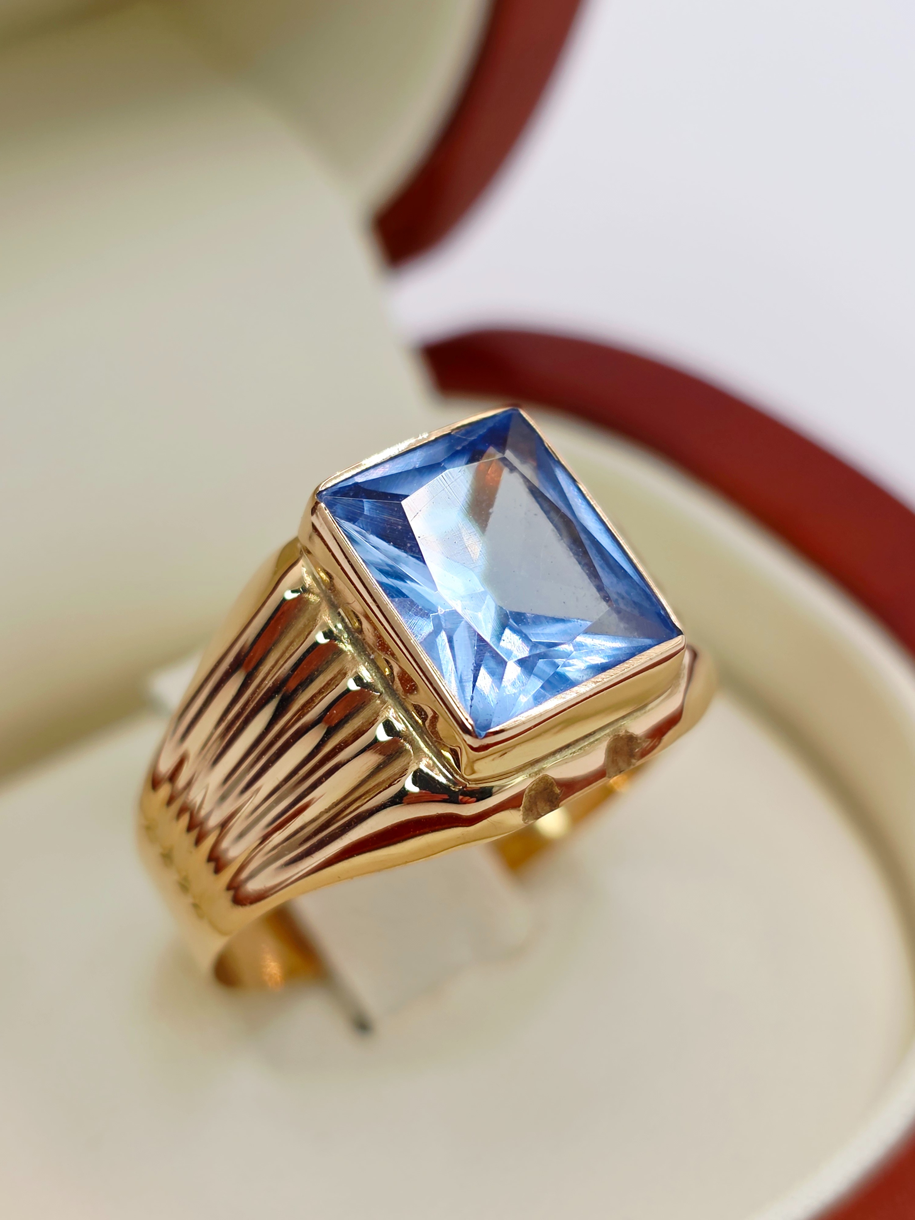 Anillo sello aguamarina 4 grs Oro 18k 1