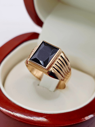 Anillo sello onix 4 grs Oro 18k