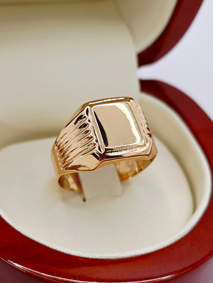 Anillo sello cuadrado 4 grs Oro 18k