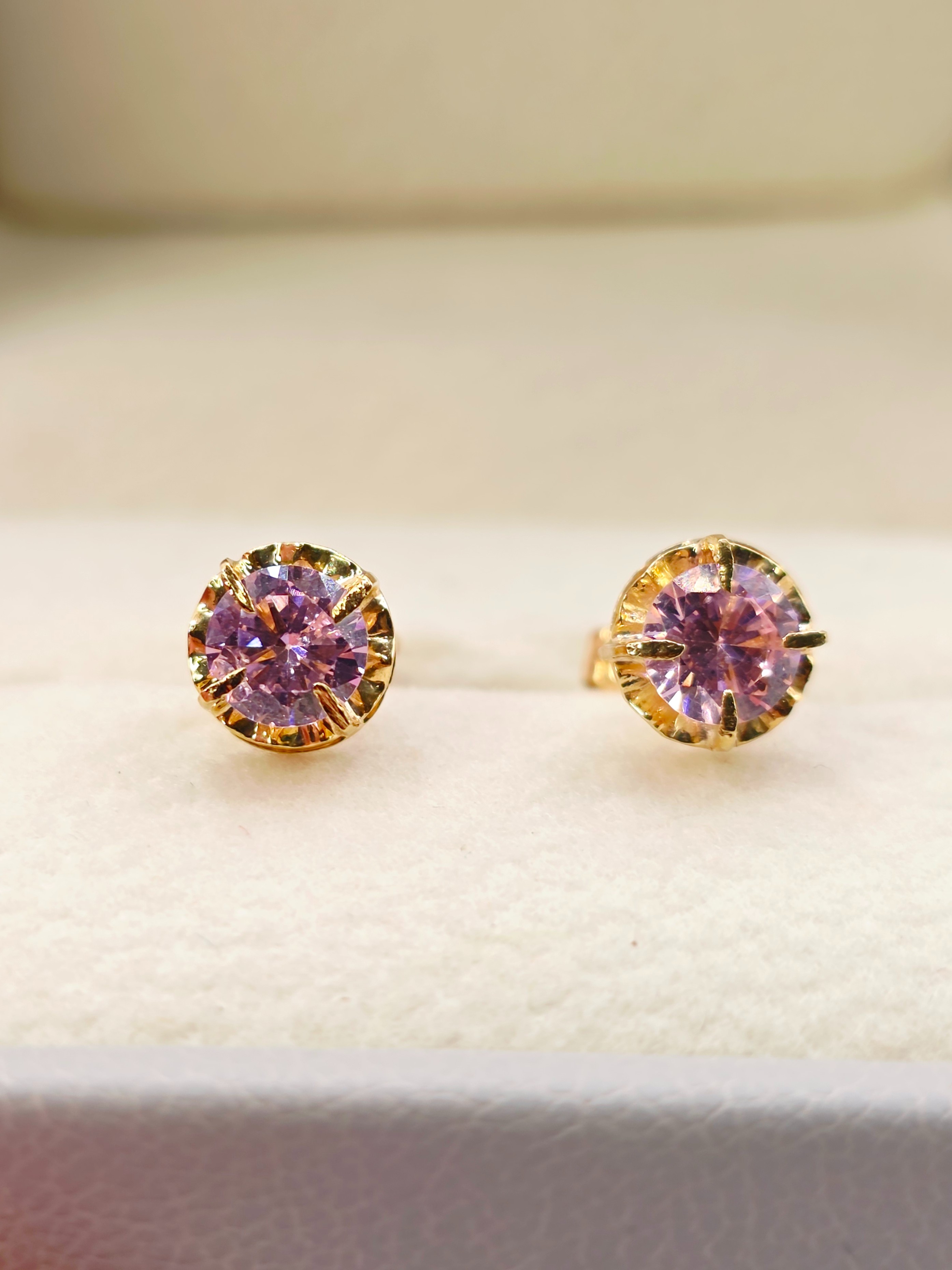 Aros chatón redondo rosa de Francia 7 mm 1.6 grs Oro 18k 1