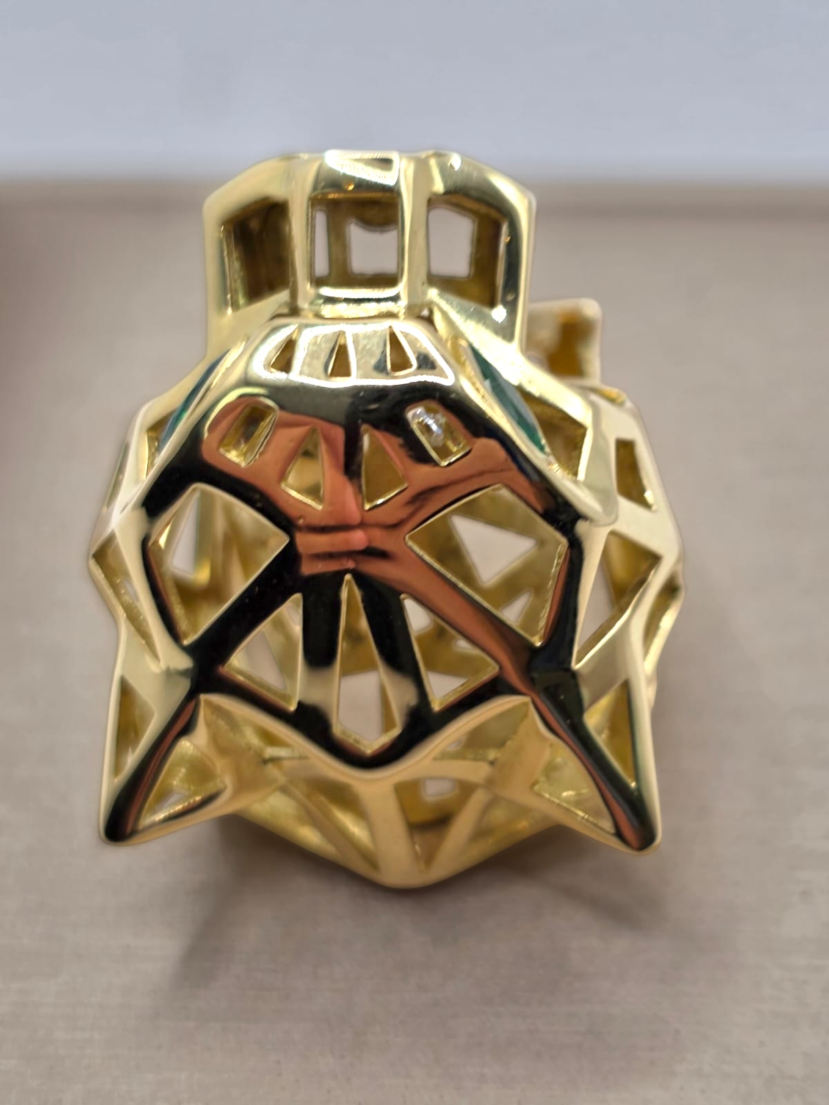 Anillo pantera esmeraldas y onix 28 grs Oro 18k 5