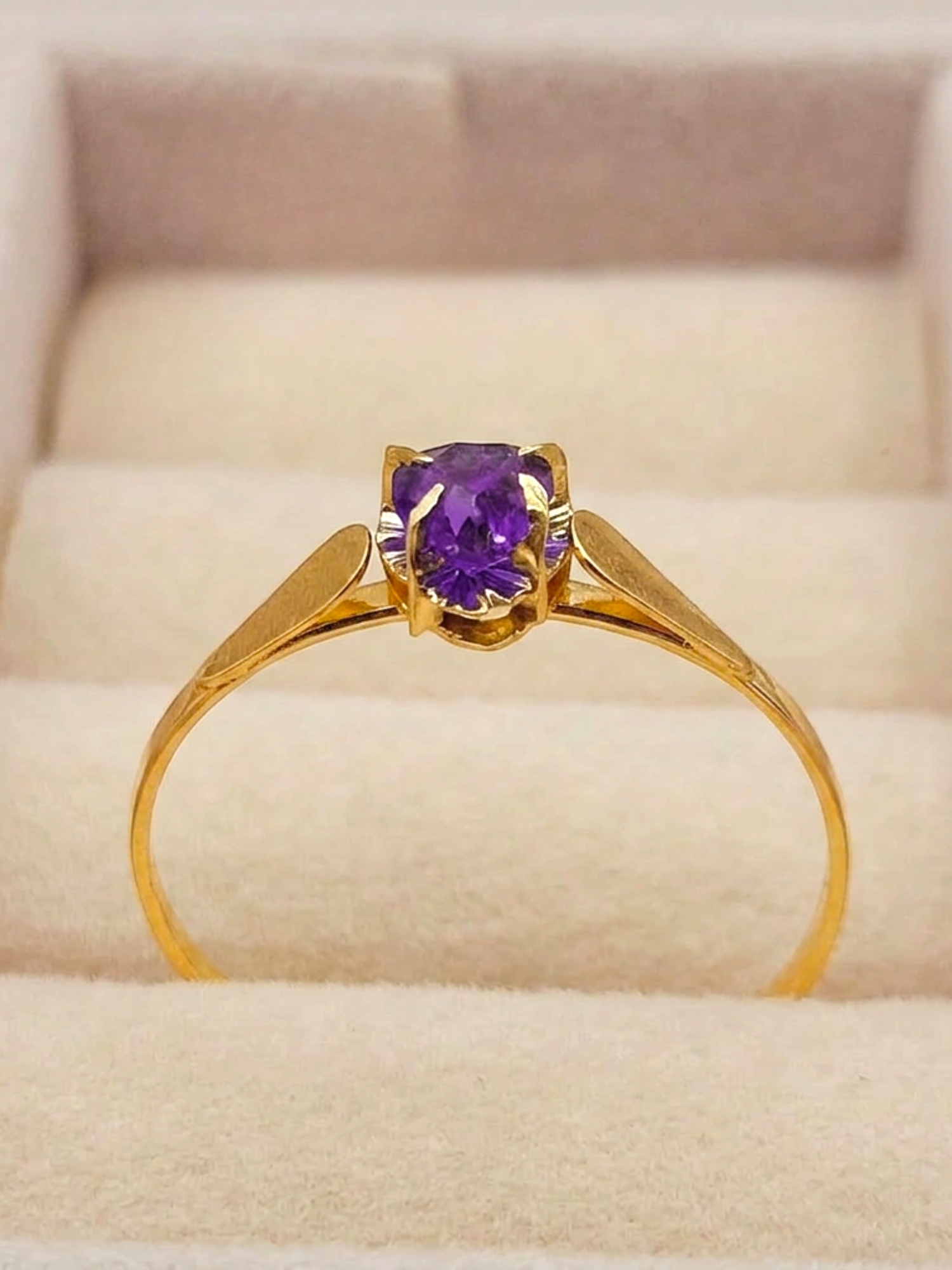 Anillo chatón corazón amatista 1.1 grs Oro 18k 4