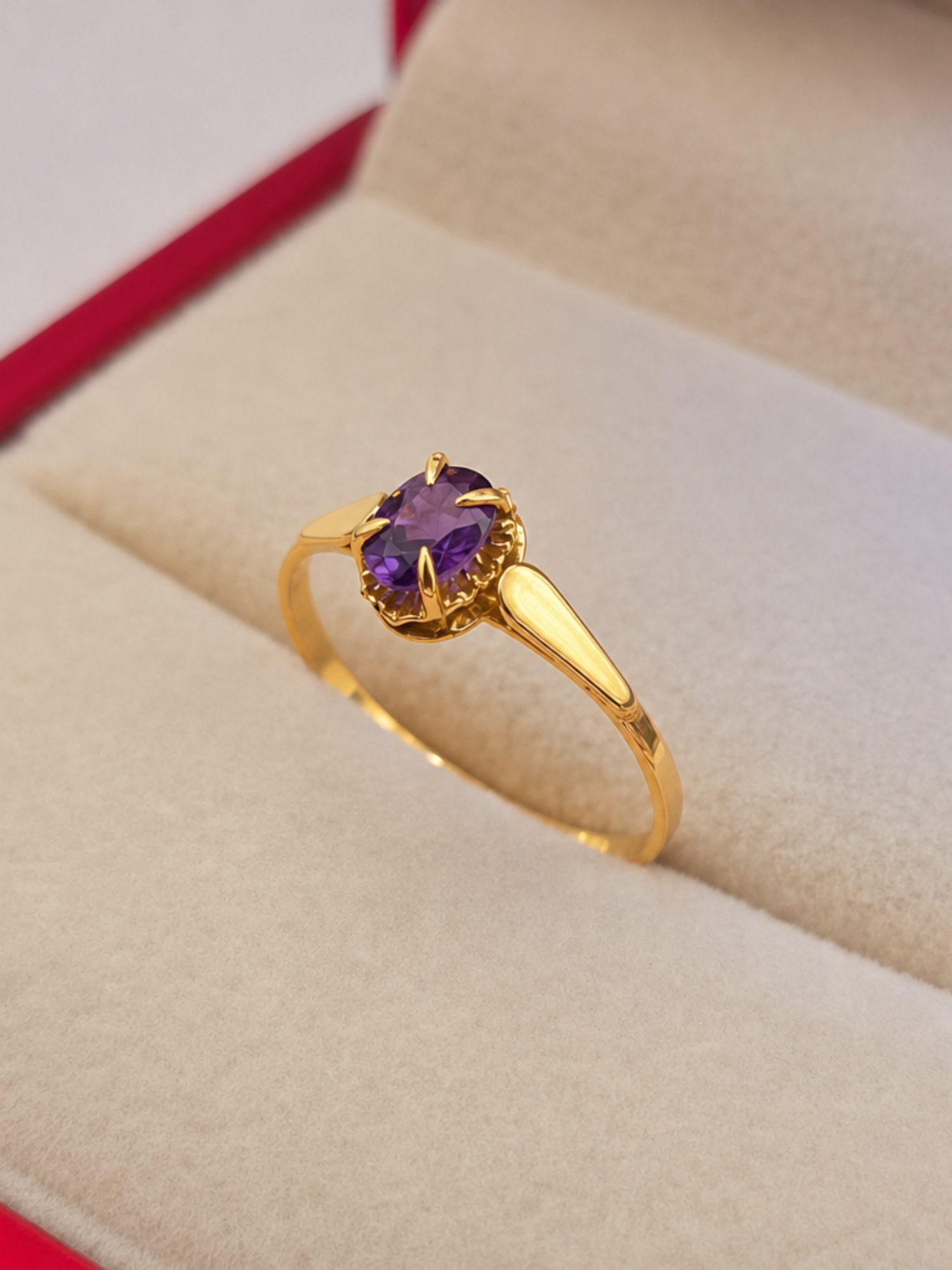 Anillo chatón ovalado amatista 1.1 grs Oro 18k 4