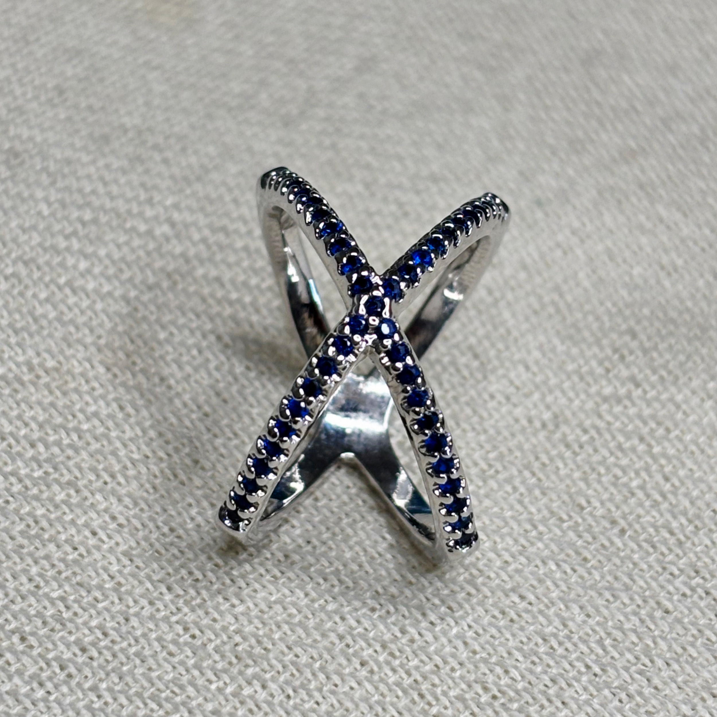 Anillo Circones azules Mom Glow